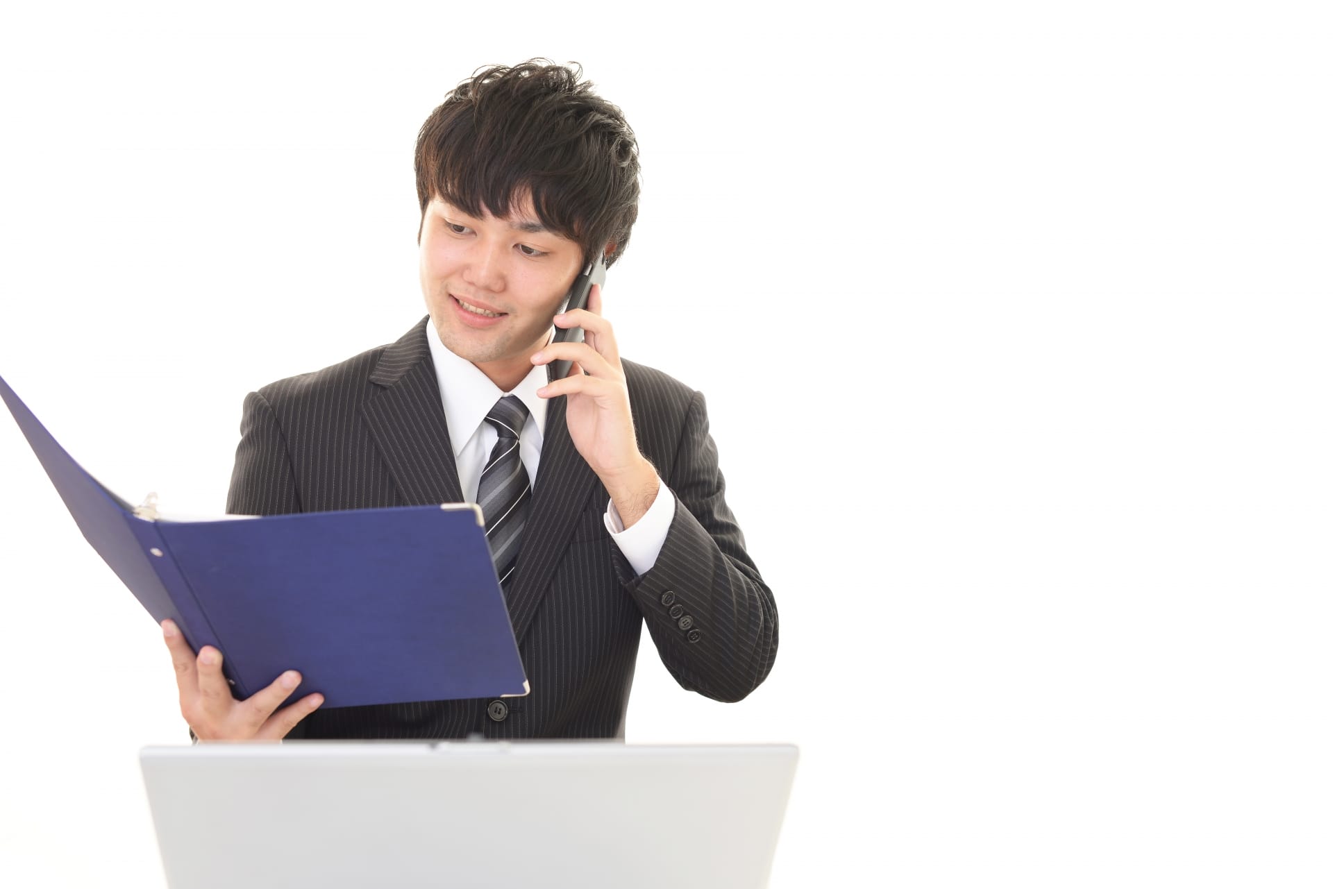 【電話応答マニュアル】電話対応のマナーとポイントとは？