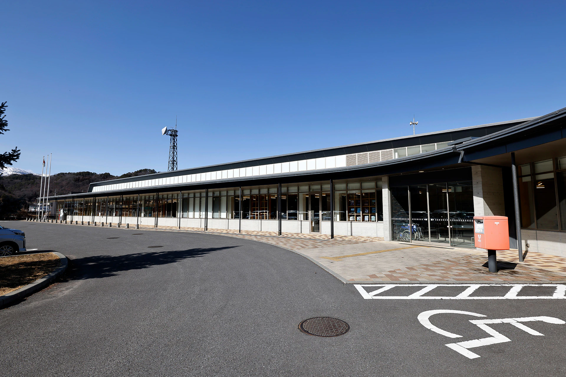 長野原町役場の外観