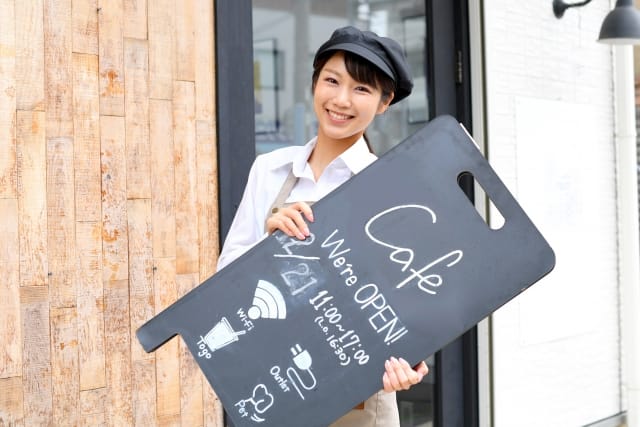 カフェのワンオペ営業を実現するポイントとは？