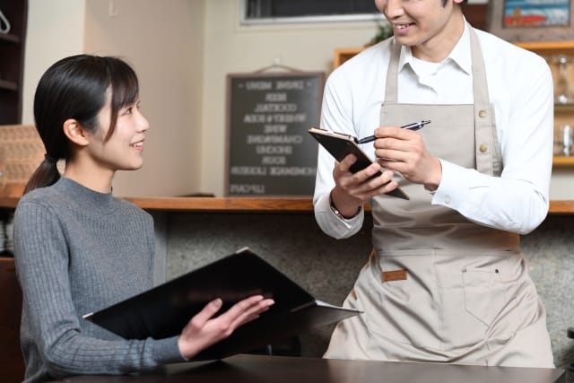 飲食店のリピーター獲得を電話DXで実現する方法とは