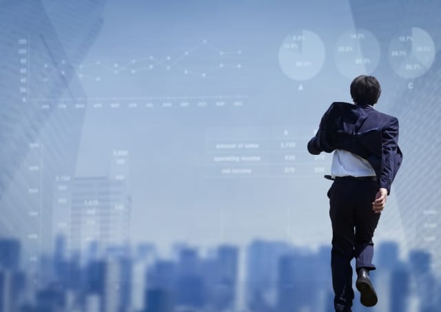 中小企業の業務改善を実現するには？業種別の改善方法もご紹介！
