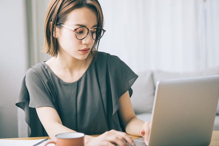 プログラミングは独学で学べる?未経験・初心者向けの勉強方法やコツを徹底解説