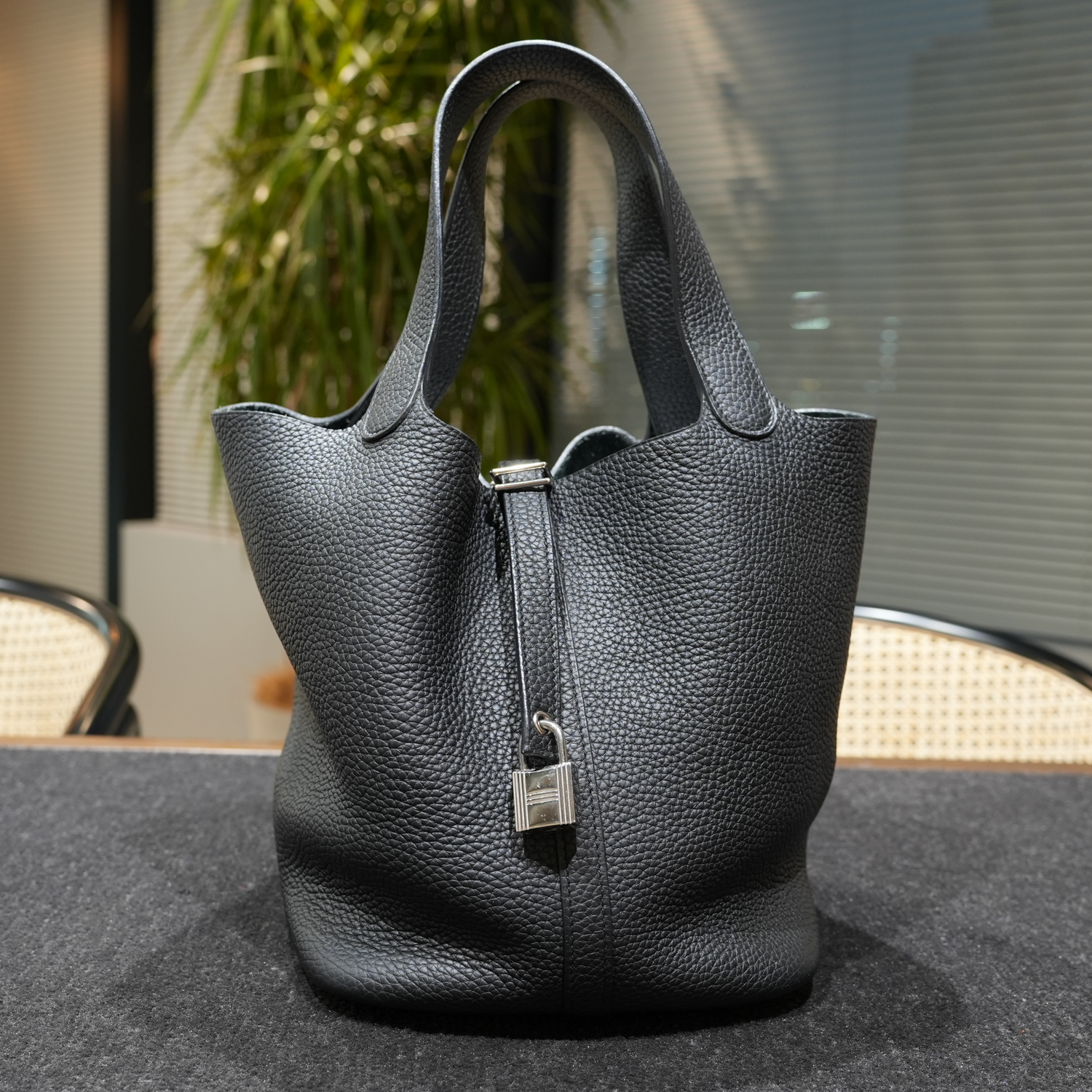 HERMES ピコタンロックMM（ブラック/トリヨンクレマンス/A刻印