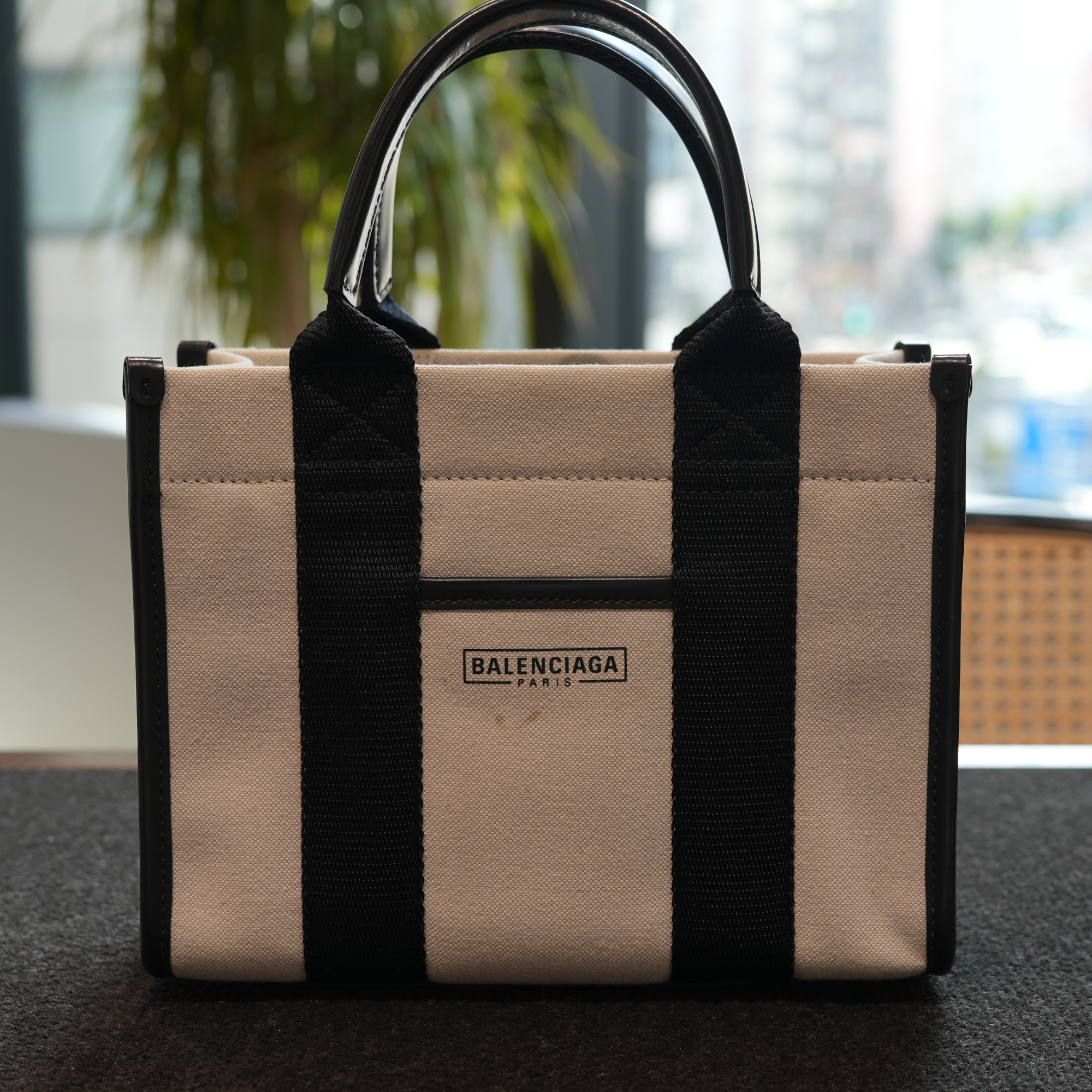 美品 BALENCIAGA バレンシアガ ハードウェア トート バッグ カード付 バレンシアガ(BALENCIAGA)バレンシアガ ハードウェアトート