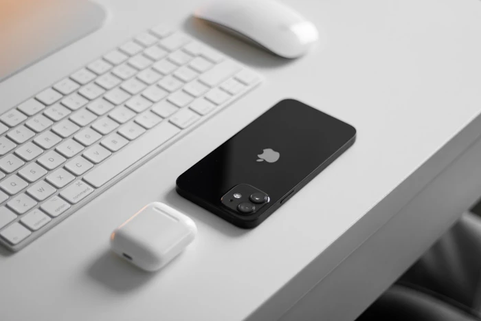 iPhoneのeSIM機種変更を進める様子
