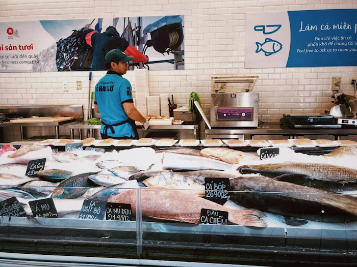ベトナムのスーパーの鮮魚売り場