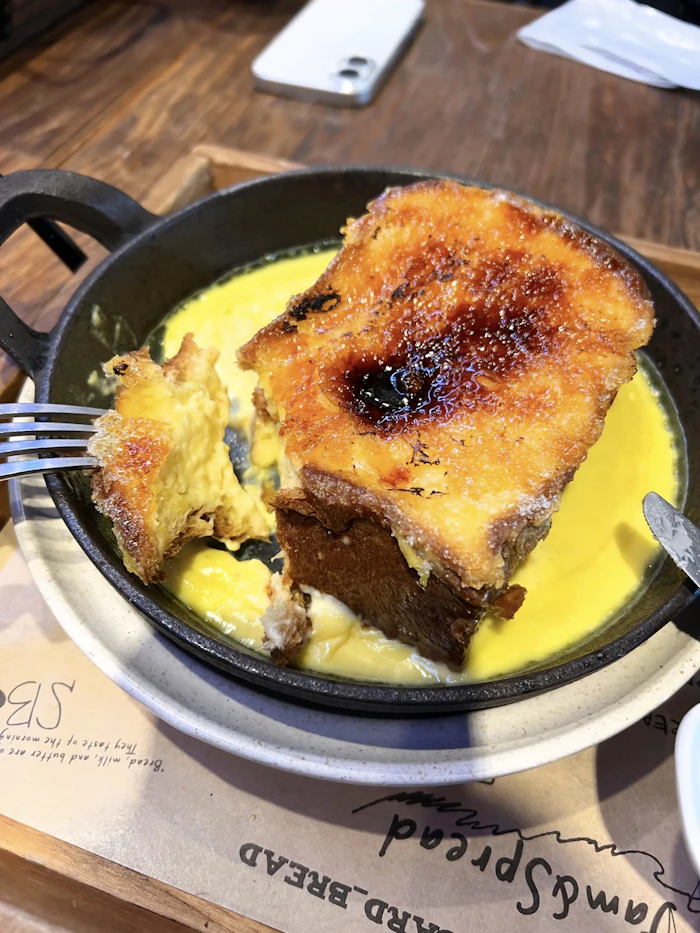 クレームブリュレ・フレンチトーストの接写