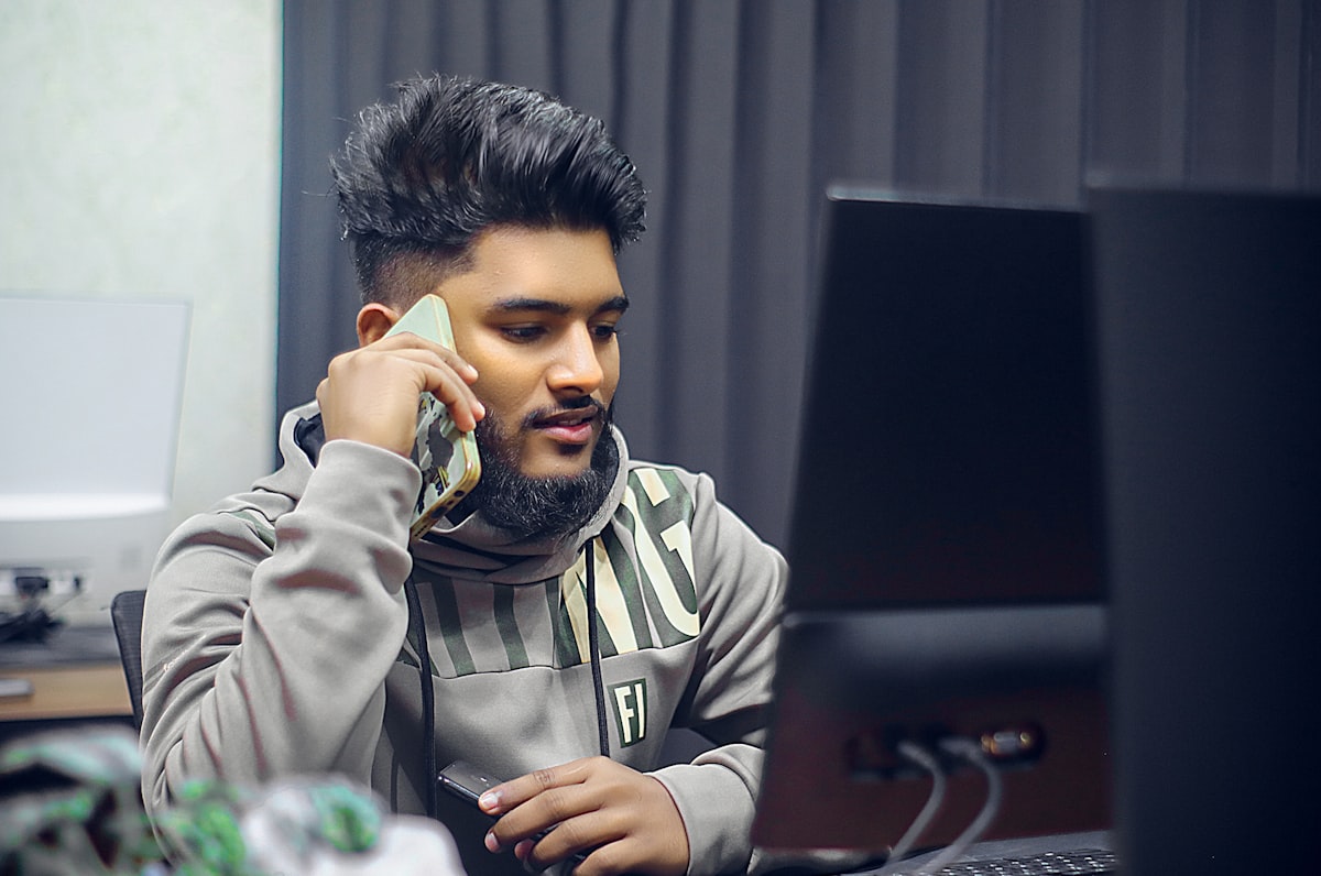 iPhoneで複数eSIMを切り替え管理するイメージ