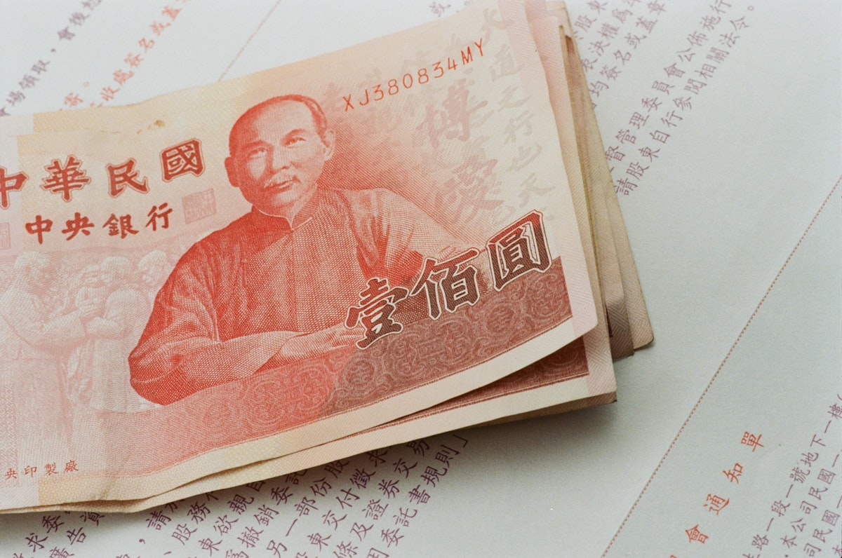 【両替】ニュー台湾ドル 3,580NTD 台湾ドルの両替はどこでがおすすめ？安く現地・日本で両替するポイント