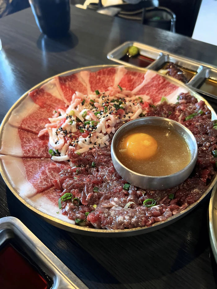 ムンティーク 韓牛ムンティギと卵黄ダレ