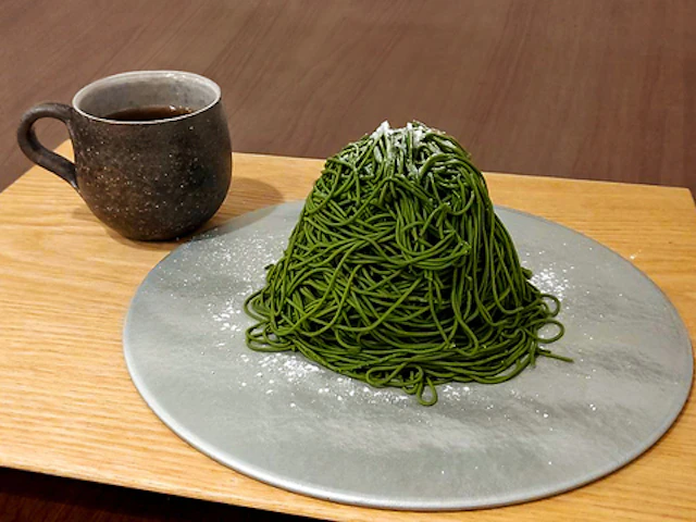 浅草で食べ歩きや休憩に人気な「スイーツ」10選をご紹介！のサムネイル画像