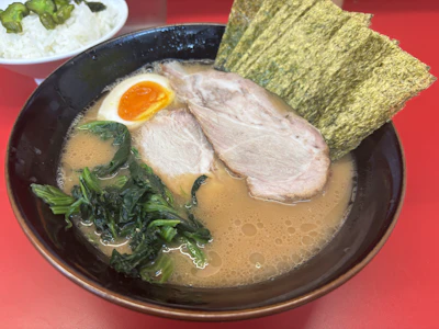 ついつい半ライスを