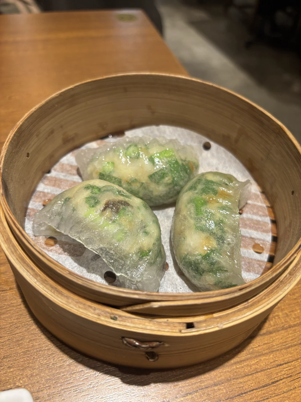 海老とニラの蒸し餃子