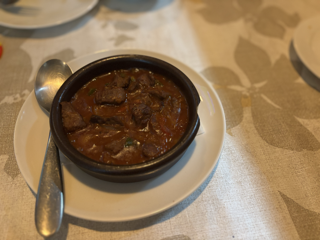 羊の脛肉のトマト煮(