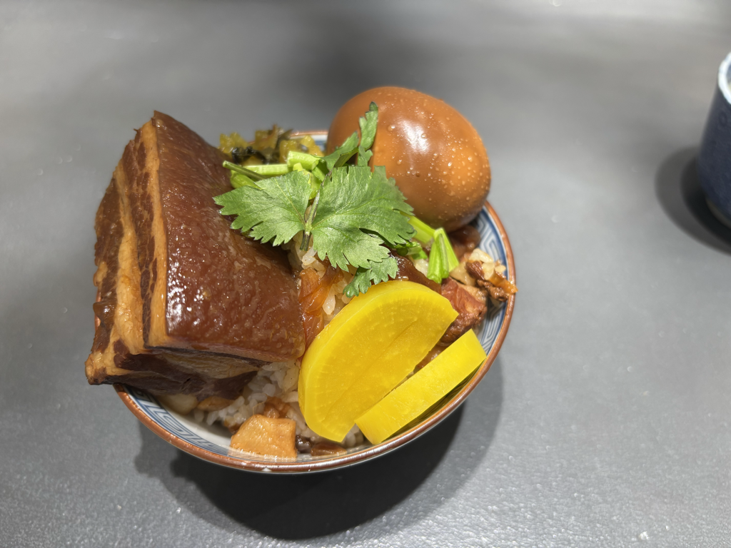 東京の旨い魯肉飯