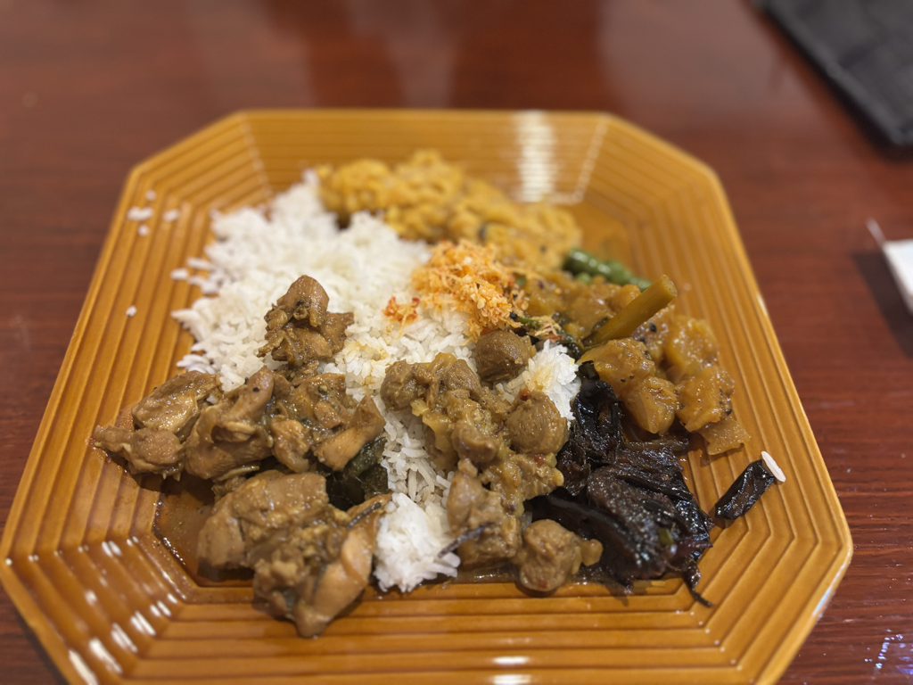 食べ放題のスリランカカレー