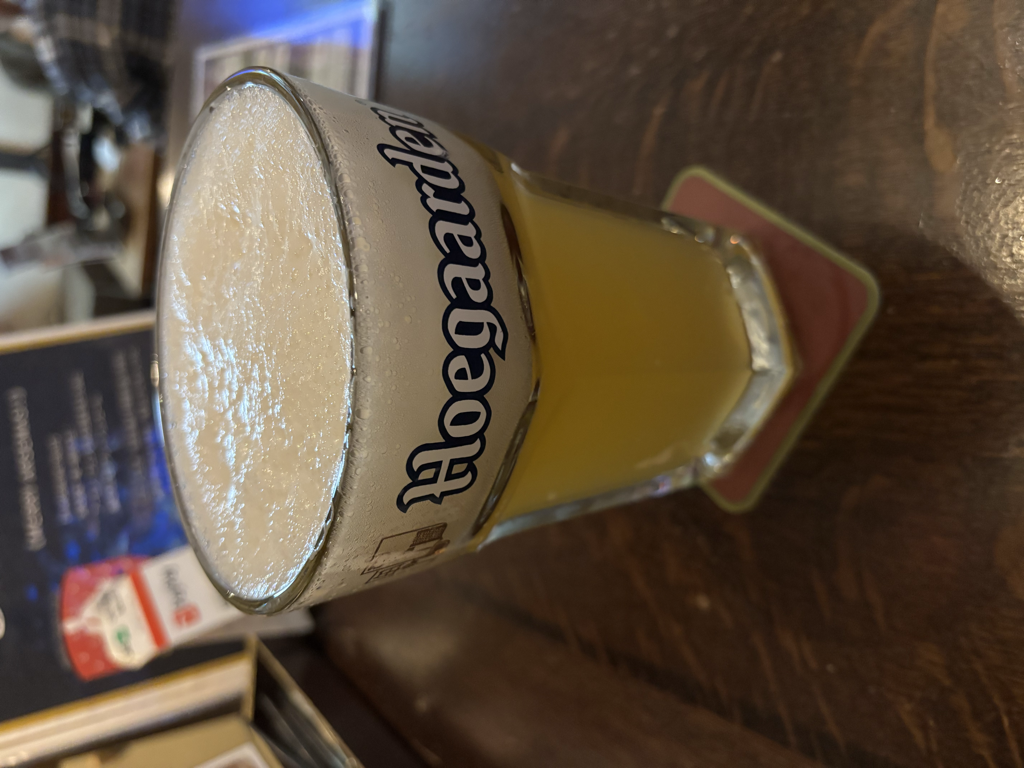 ヒューガルデンホワイト ABV 4.9パーセント