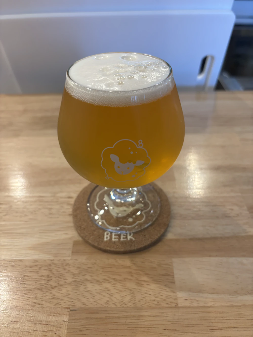 クラフトビール。羊の絵がかわいい。