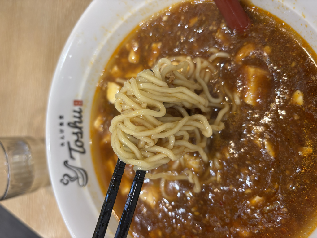 麻婆麺、麺リフト