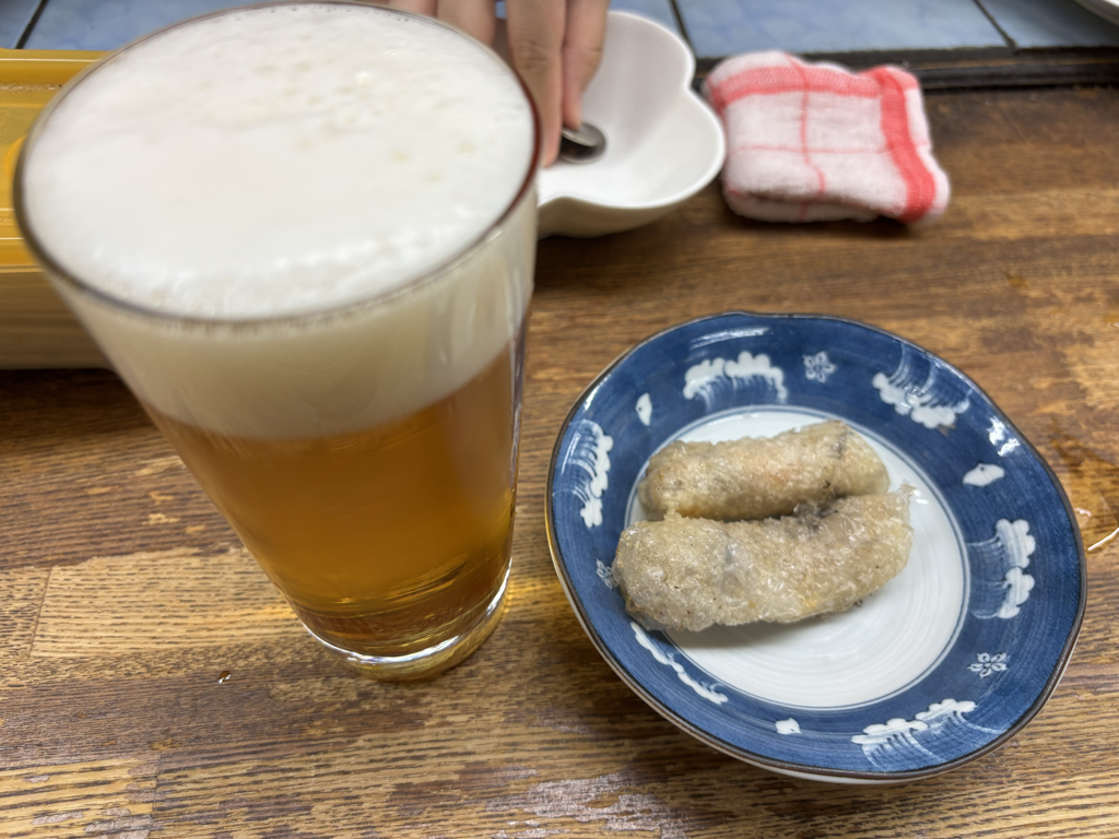 生ビールとベトナム春巻き