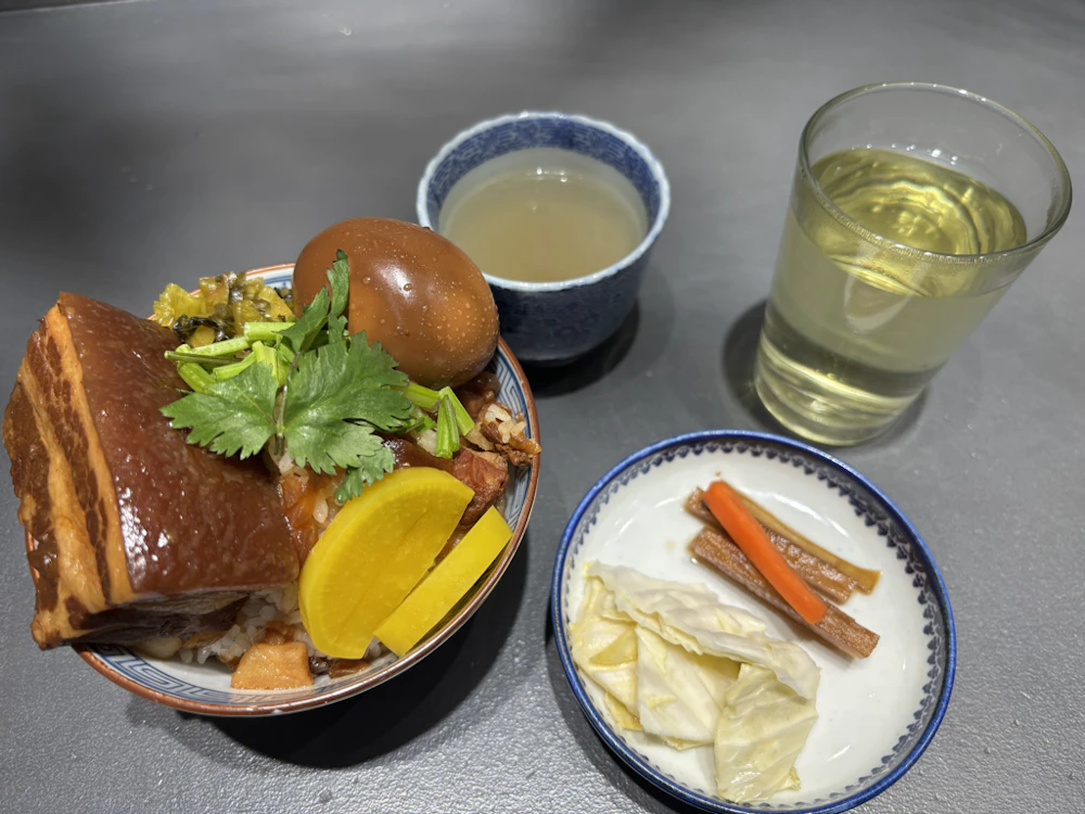 魯肉飯定食