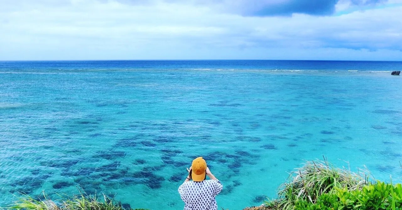 恩納村のリゾートバイト特集