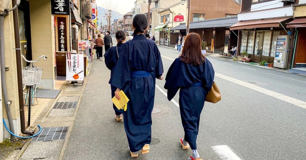温泉街で思い出した、接客の原点｜小宿 縁（兵庫県・城崎温泉）で働いたリゾートバイト体験談