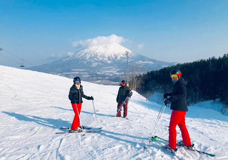 北海道 スノースポーツの様子