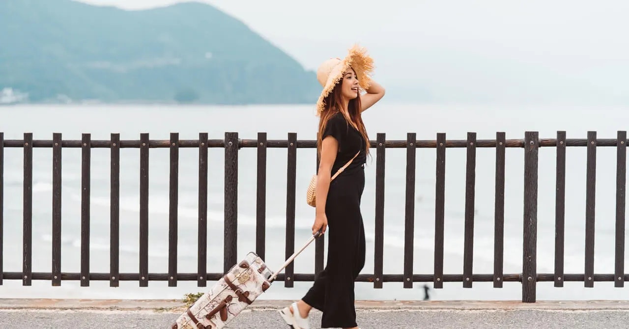 リゾートバイトの「通しシフト」とは？