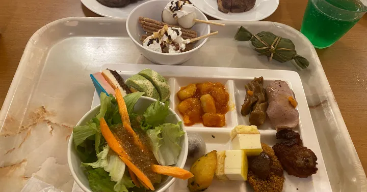 リゾートバイトでの食事例2