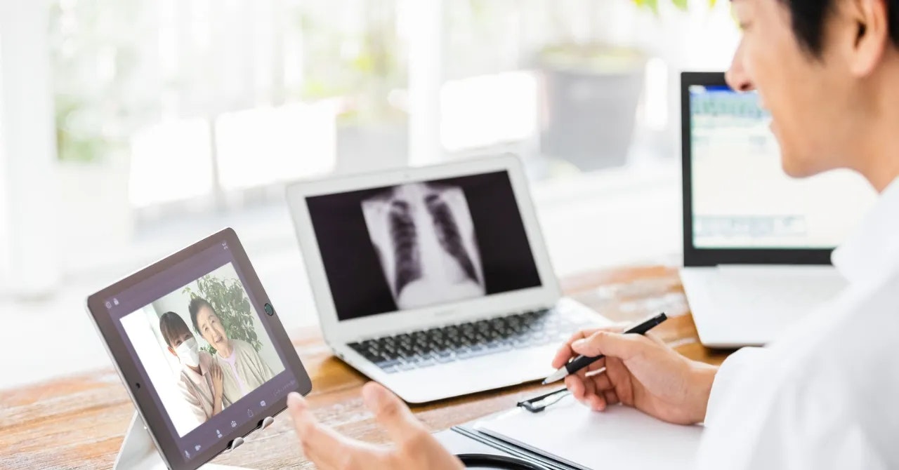 リゾートバイト先で便利！オンライン診療とは？