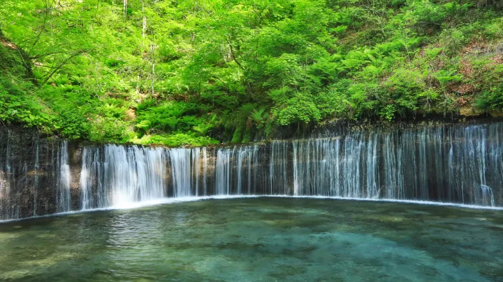 白糸の滝の景色2