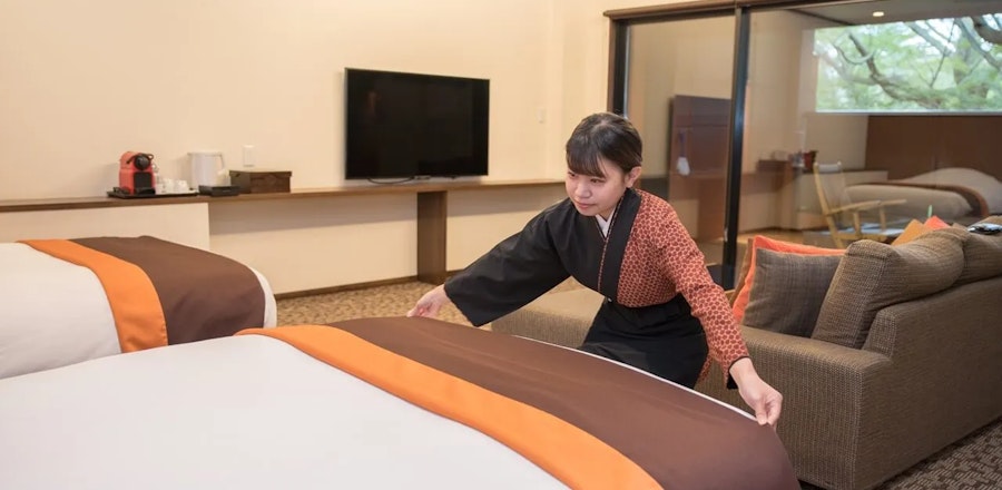 リゾートバイトで稼げる時期とエリア【西日本編】