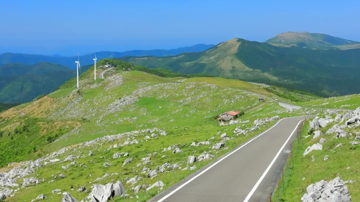 四国カルスト 天空の道 ドライブコースの景色