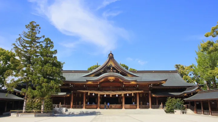寒川神社（神奈川）
