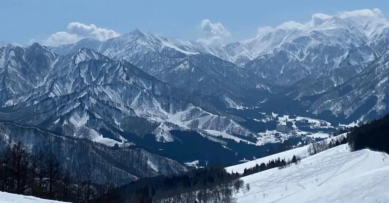 旅も資金も、雪山でまとめて叶えた｜舞子高原リゾート（新潟県・越後湯沢）で働いたリゾートバイト体験談