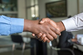 賃貸の初期費用を安くするには？値下げ交渉できる項目やタイミング、値下げ交渉の際のポイントについても解説