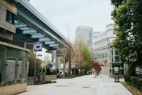就活で東京に行く日だけ、新橋に自分の部屋を持つ