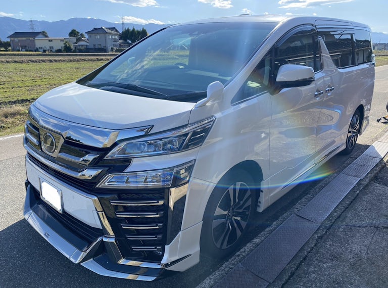 「高額」と「安心感」が決め手だった。トヨタ ベルファイアのご売却