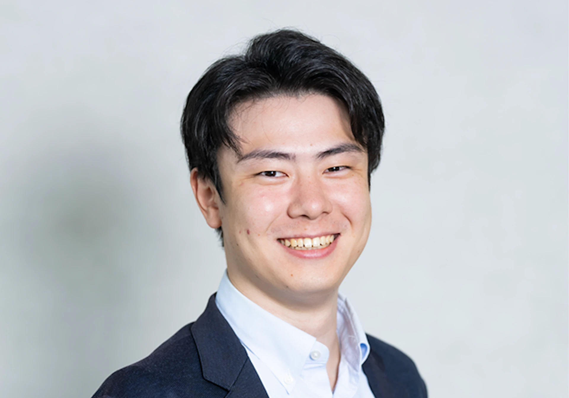 井坂 星南 氏