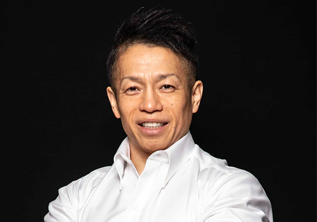 岡田 隆 氏