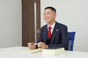 lawyer-card