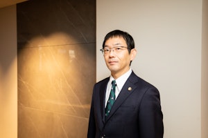 lawyer-card
