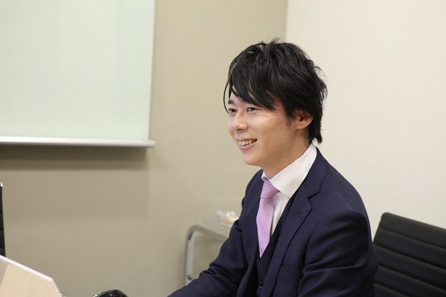 lawyer-card