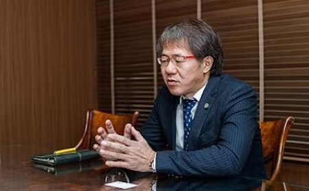 lawyer-card