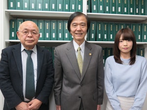 lawyer-card