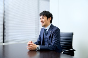 lawyer-card