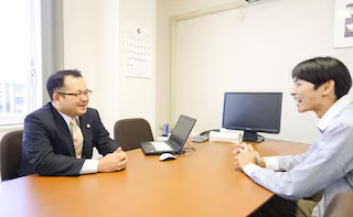 lawyer-card