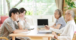 家族信託は危険？よくあるトラブル5選 後悔しないために知っておくべきこと