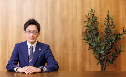 lawyer-card